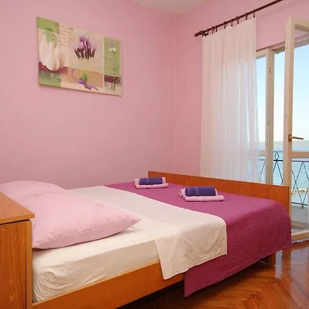 Nevidjane 323a *