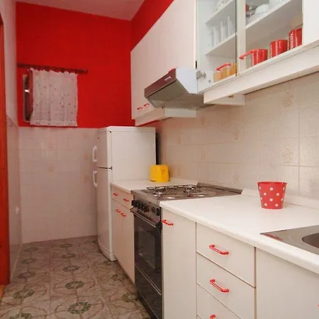 Apartment Nevidjane 323a Neviđane